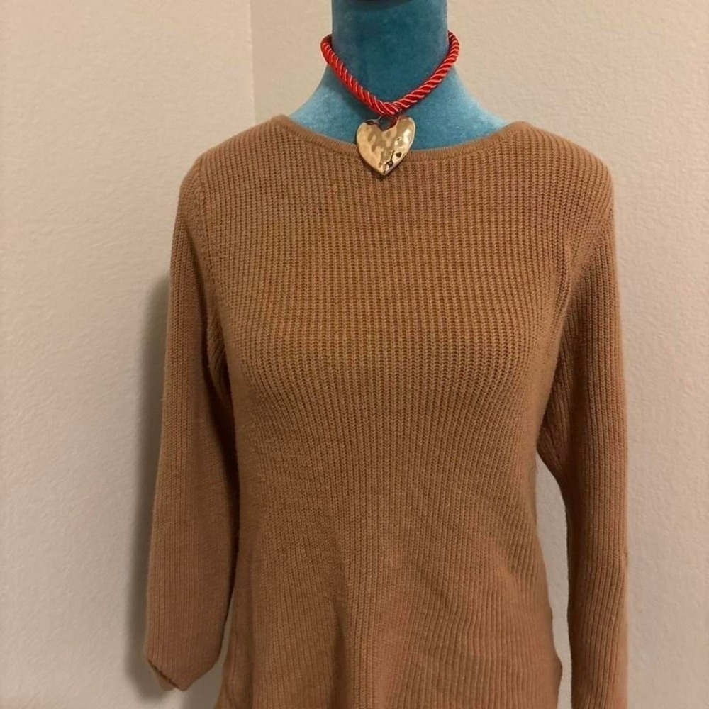 Tan long‎ sleeve sweater with a relaxed